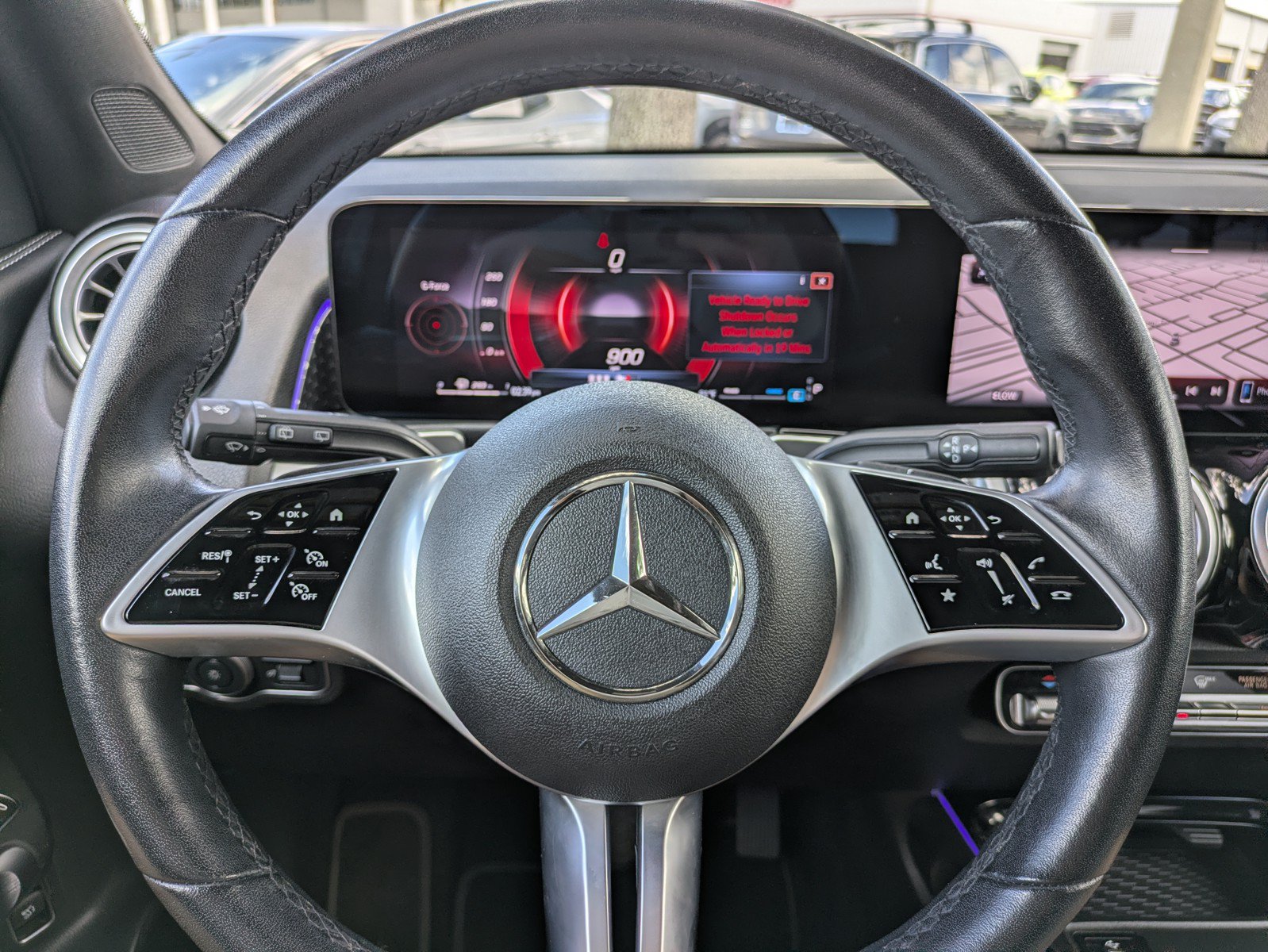 Used 2025 Mercedes-Benz GLB 250 w/ Exclusive Package image 23