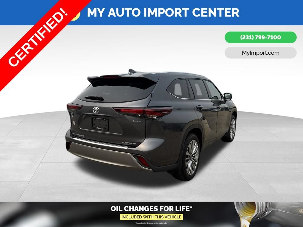Certified 2025 Toyota Highlander Platinum AWD/4WD image 7