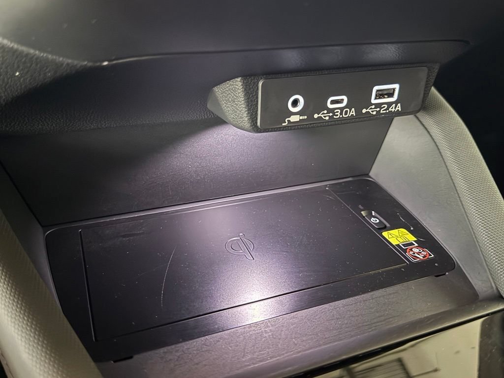 Certified 2025 Subaru Forester Premium AWD/4WD image 13
