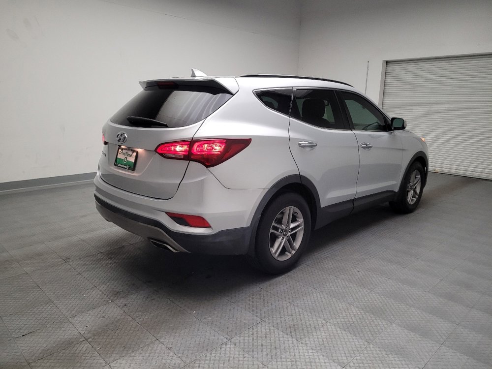 Used 2018 Hyundai Santa Fe Sport image 9