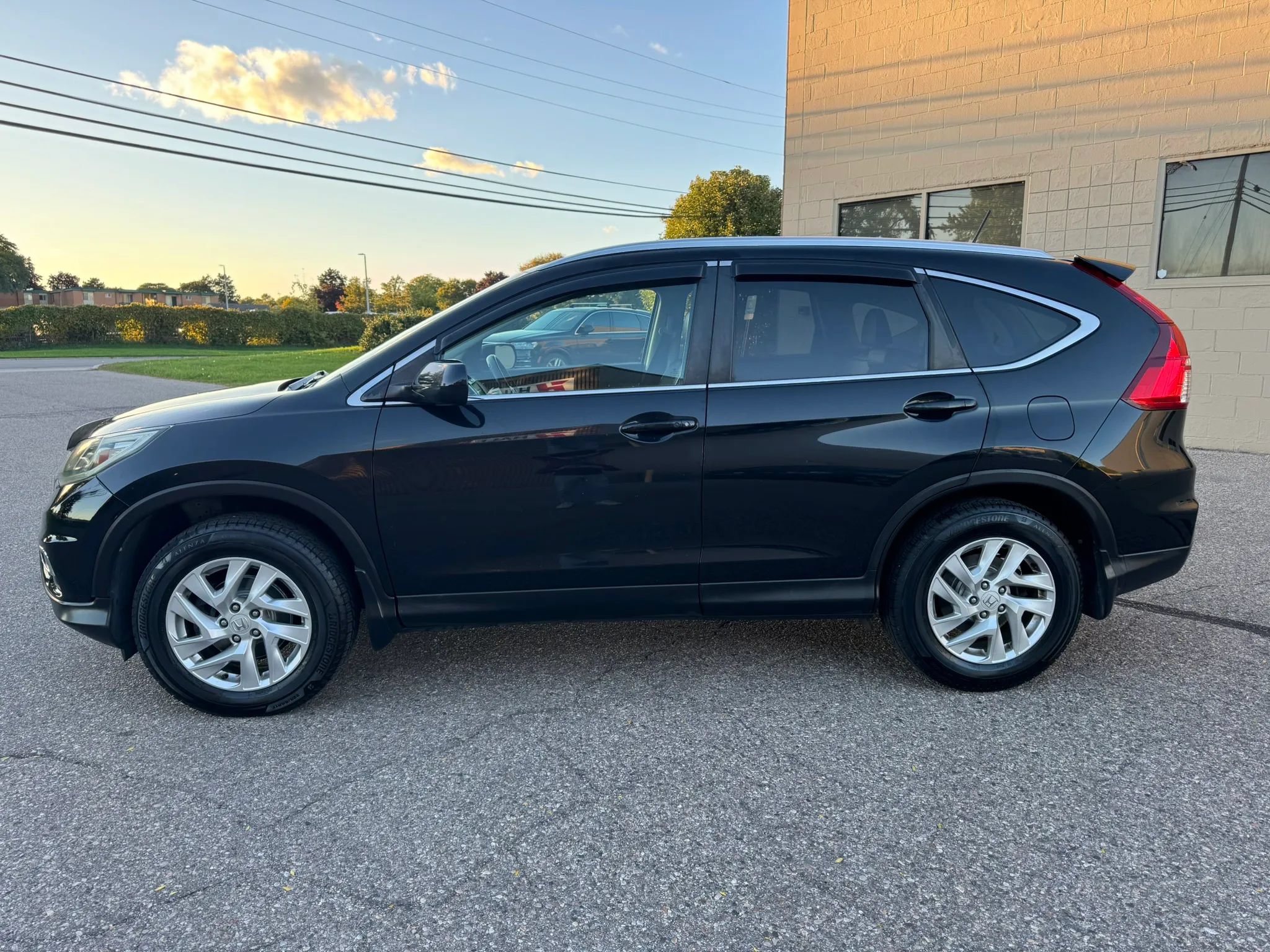 Used 2015 Honda CR-V EX-L image 5