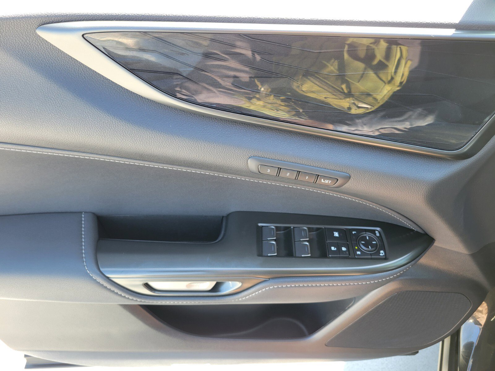 Certified 2025 Lexus NX 350h AWD w/ Cold Area Package image 20