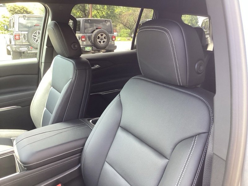 New 2026 Chevrolet Traverse LT w/ Driver Confidence Package image 25