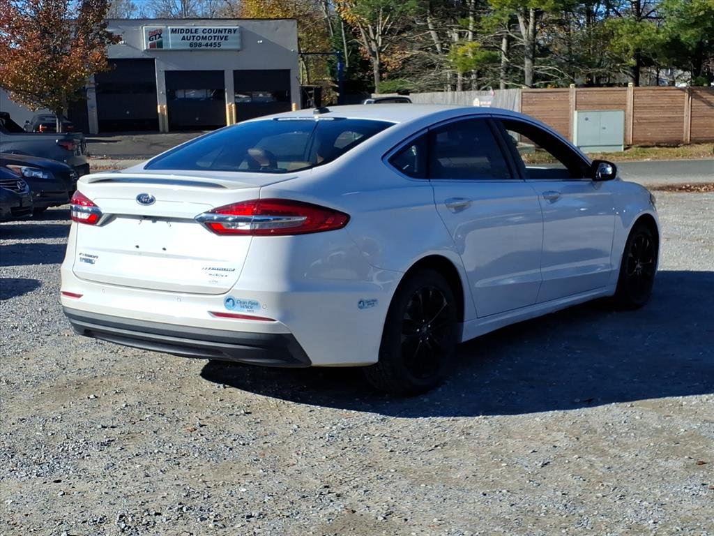 Used 2019 Ford Fusion Energi Titanium image 5