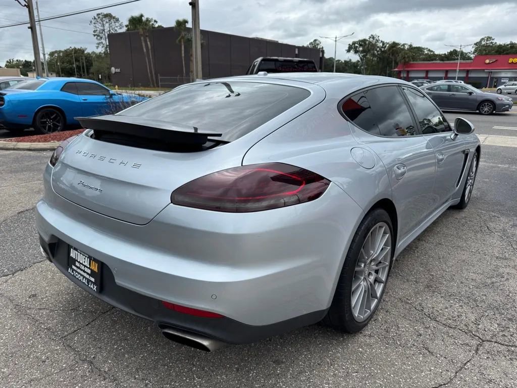Used 2015 Porsche Panamera w/ Premium Package image 4