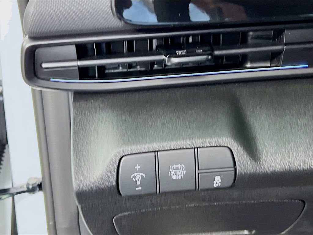 New 2025 Hyundai Elantra SEL w/ Cargo Package image 9