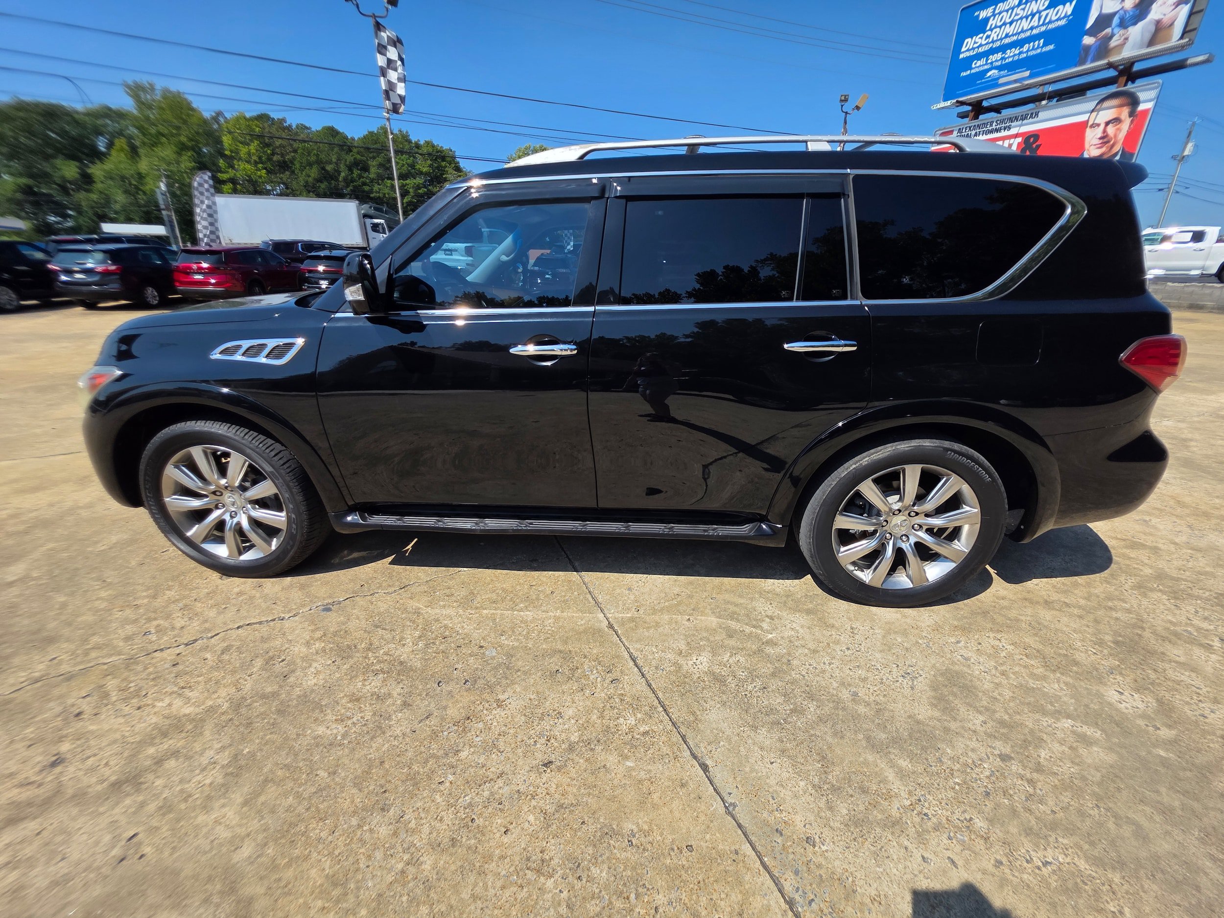 Used 2012 INFINITI QX56 2WD w/ Theater Pkg image 8