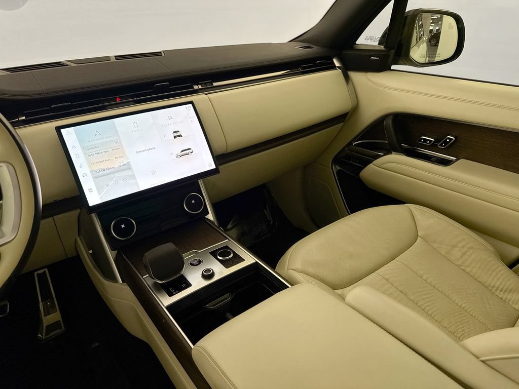 Certified 2023 Land Rover Range Rover SE AWD/4WD image 23