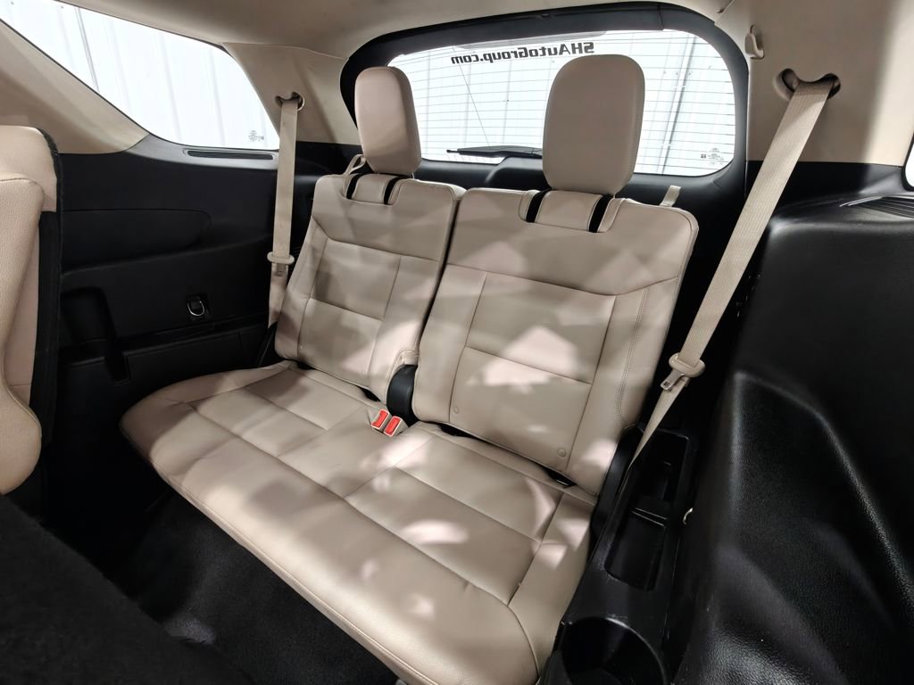 Used 2021 Ford Explorer XLT image 31