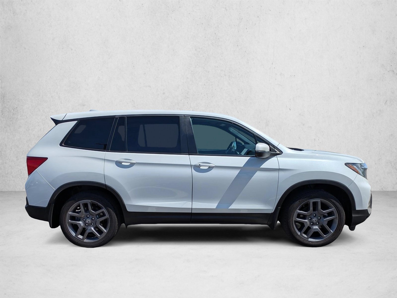 Used 2022 Honda Passport EX-L video 4