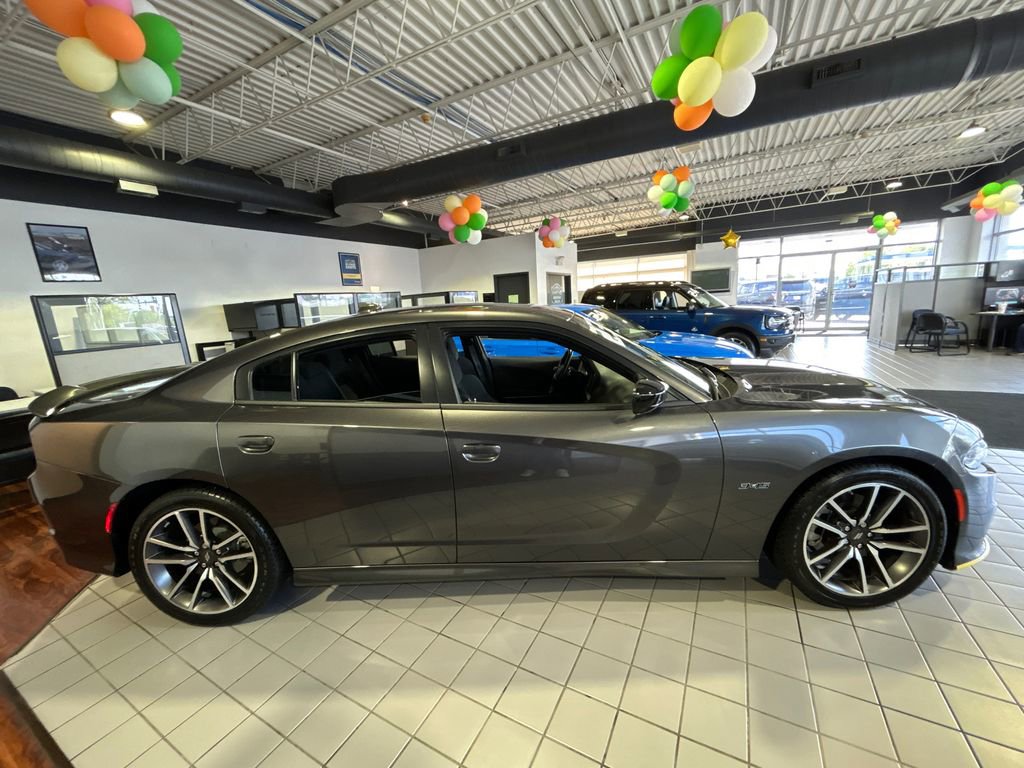 Used 2023 Dodge Charger R/T w/ Cold Weather Package RWD image 11