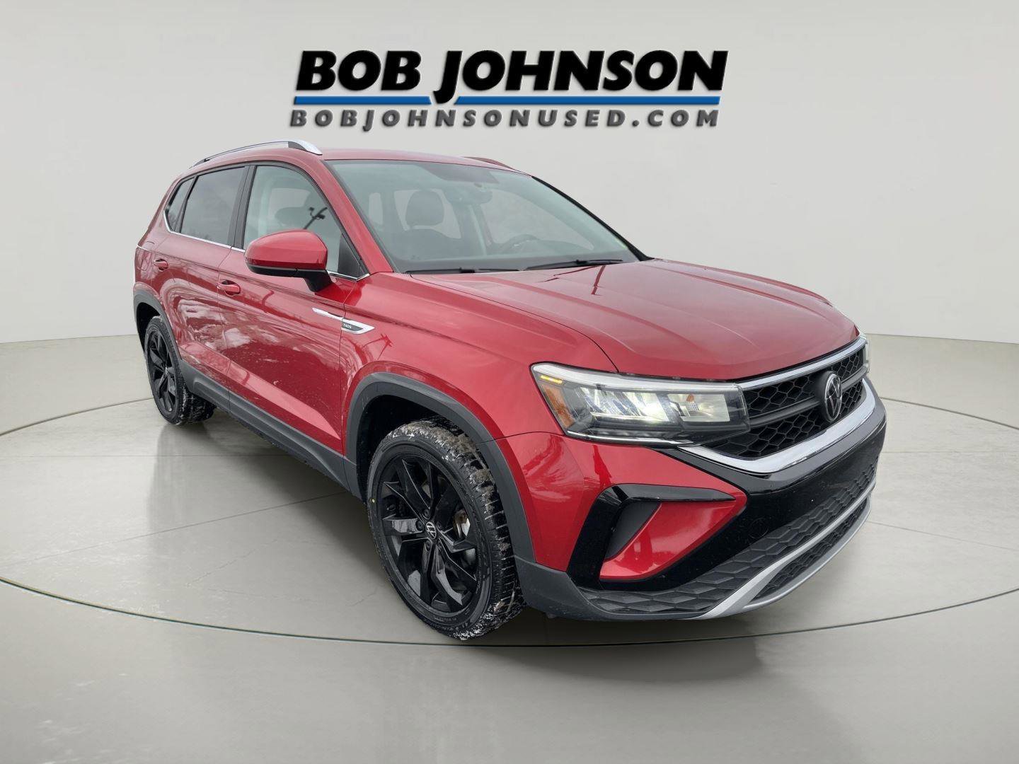 Used 2022 Volkswagen Taos SE image 1