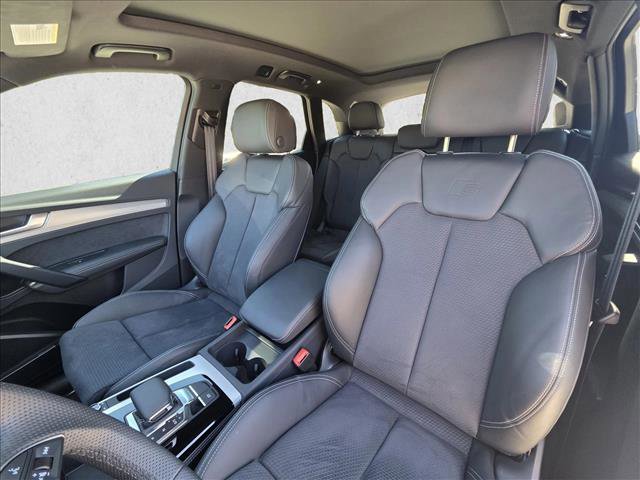 Certified 2025 Audi Q5 e Premium Plus w/ Premium Plus Package image 14