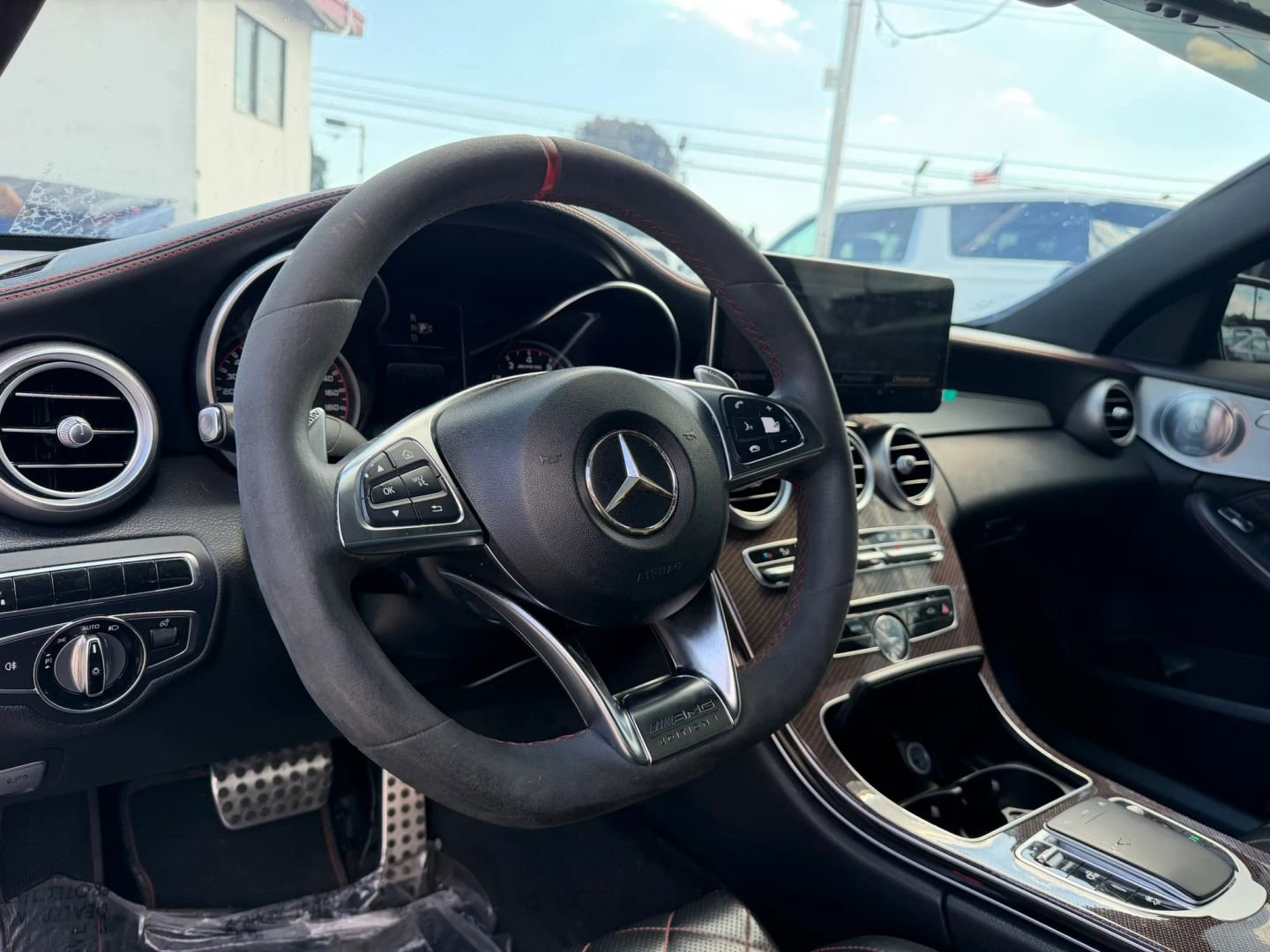 Used 2015 Mercedes-Benz C 63 AMG Cabriolet image 11