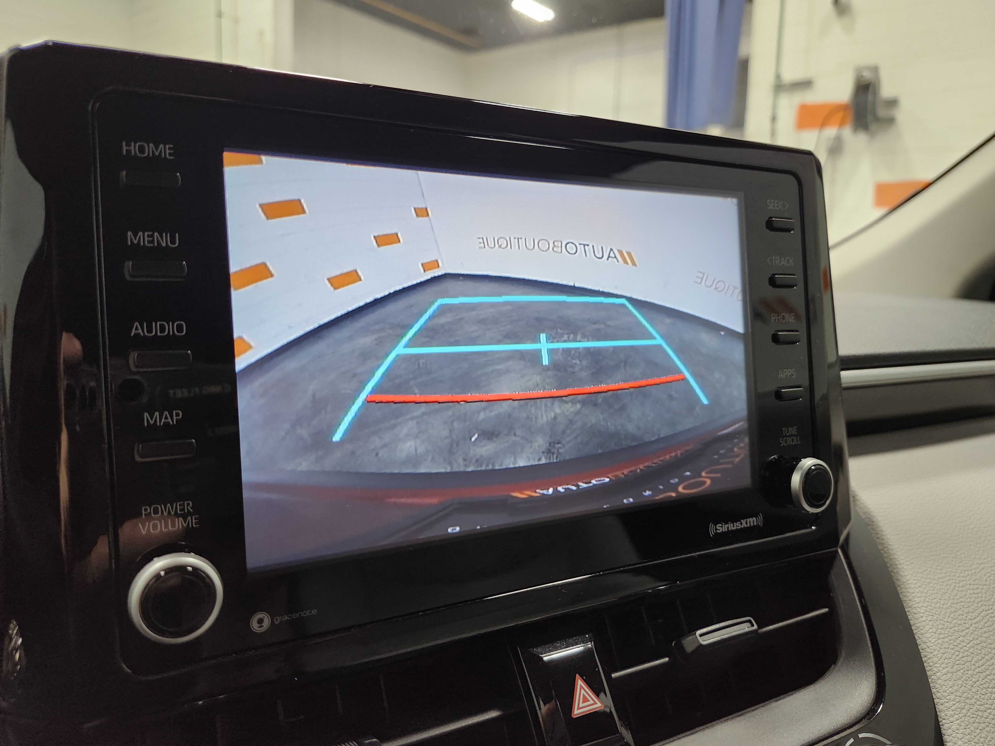 Used 2022 Toyota Corolla Cross LE FWD image 2