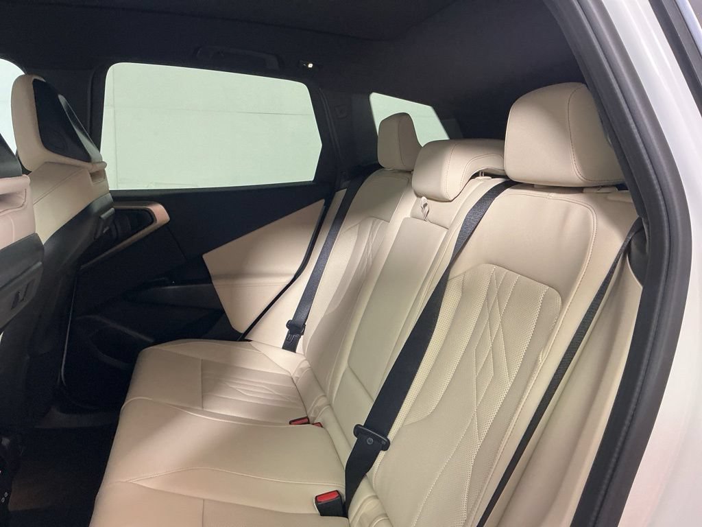 Certified 2025 BMW X3 xDrive30i w/ M Sport Package AWD/4WD image 25
