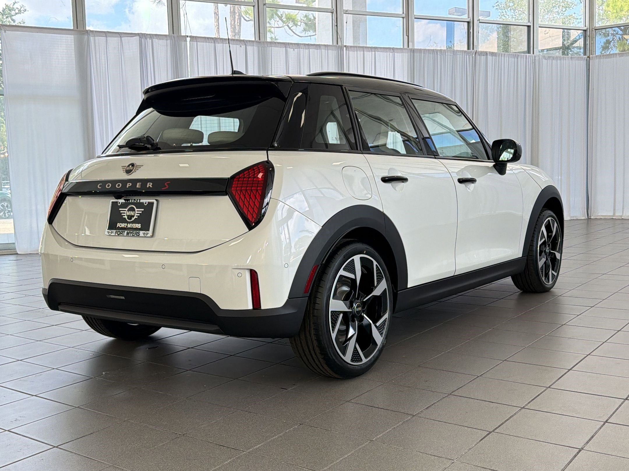 New 2026 MINI Cooper S FWD image 9