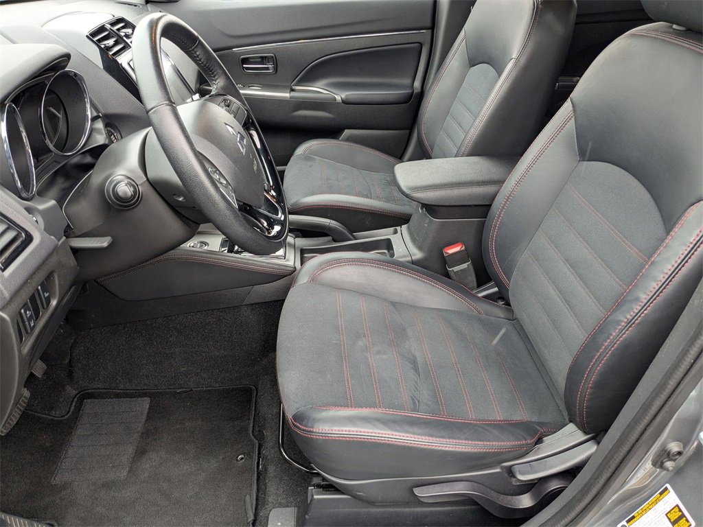 Used 2024 Mitsubishi Outlander Sport ES image 17