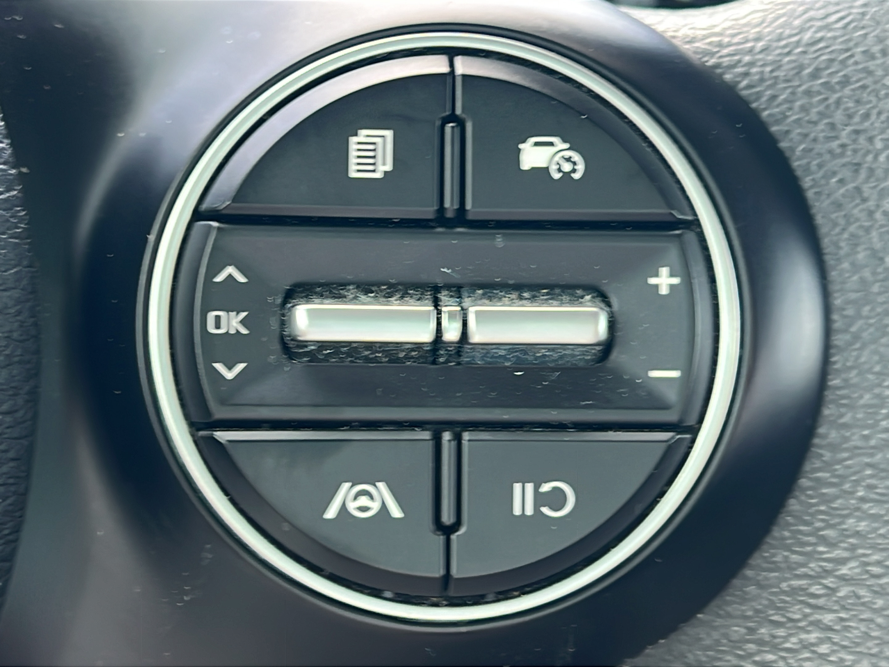Used 2023 Kia Soul LX w/ LX Technology Package FWD image 20