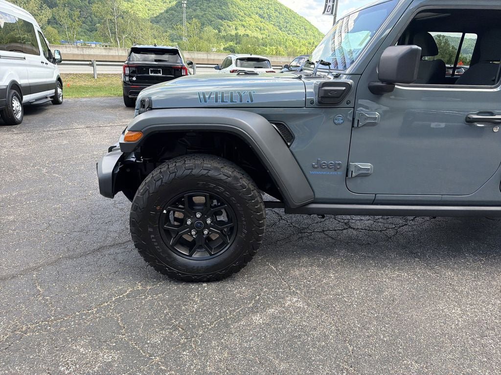 Used 2025 Jeep Wrangler Unlimited Sport S 4xe AWD/4WD image 9