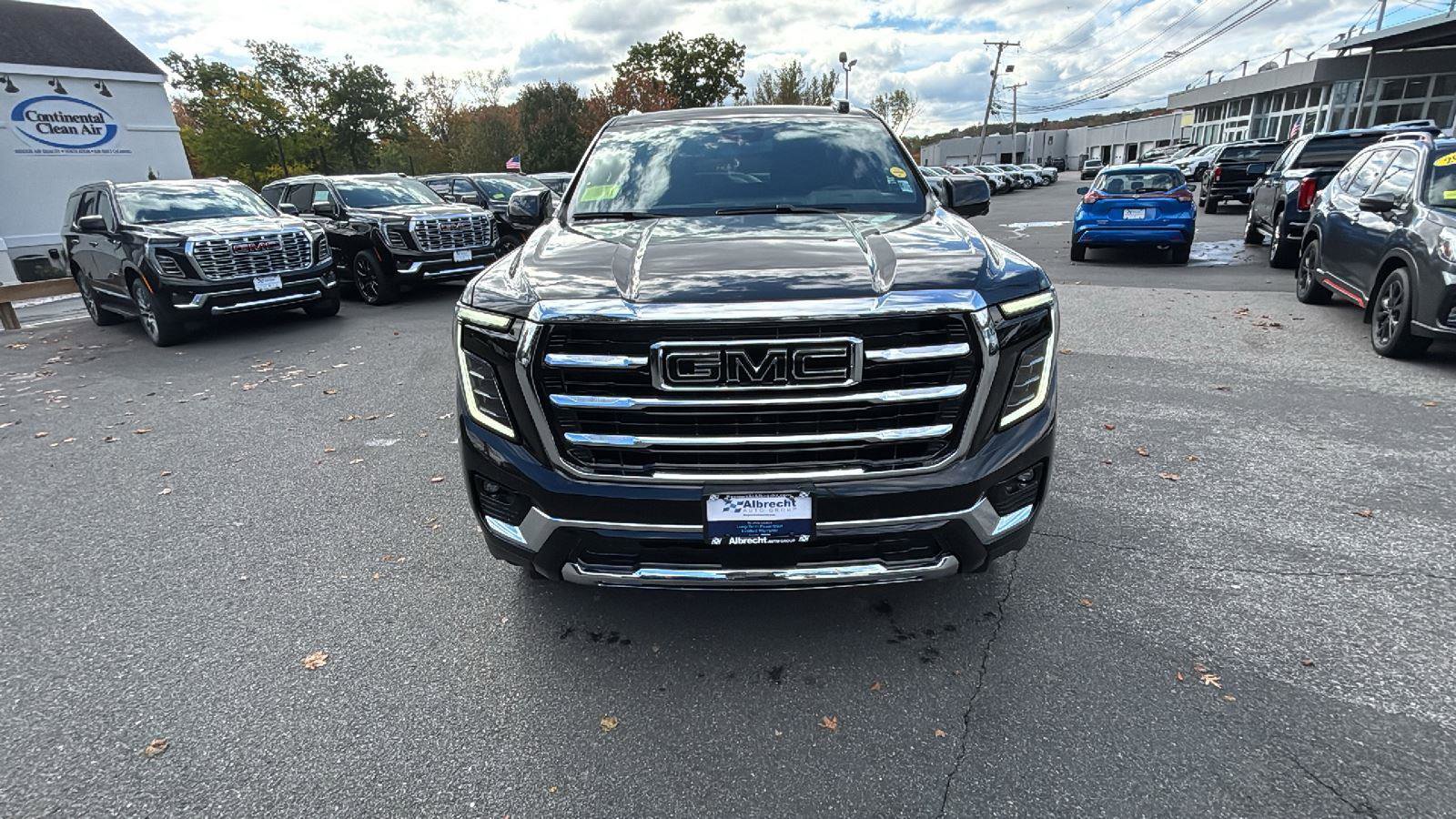 New 2026 GMC Yukon Elevation w/ LPO, Elevation Black Package image 2