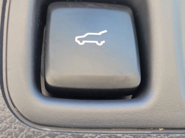 Certified 2024 Lincoln Navigator L Reserve AWD/4WD image 13