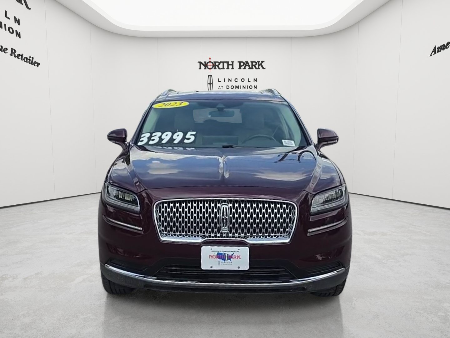 Used 2023 Lincoln Nautilus Reserve AWD/4WD image 8