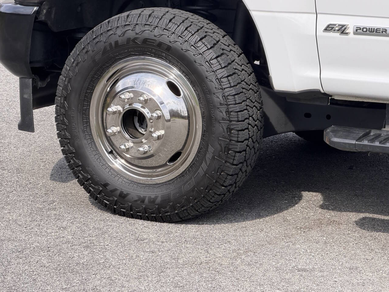 Used 2021 Ford F350 XL w/ Power Equipment Group image 15