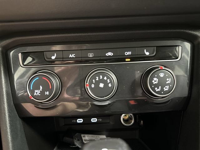 Used 2024 Volkswagen Tiguan SE FWD image 35