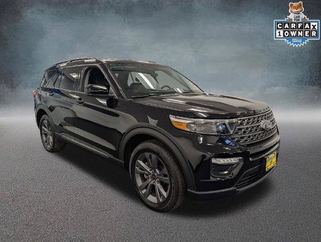 Certified 2023 Ford Explorer XLT w/ Equipment Group 202A AWD/4WD image 3