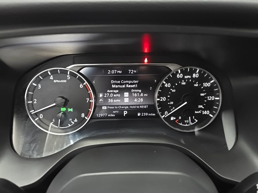 Used 2025 Nissan Rogue SV w/ SV Premium Package image 22