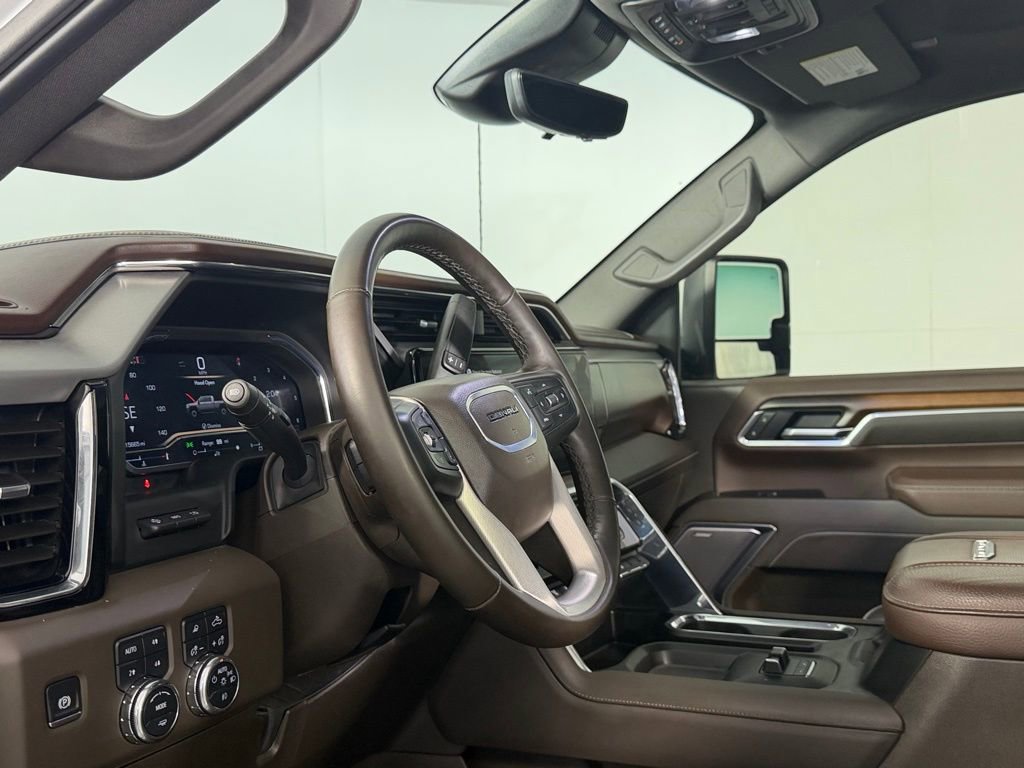 Used 2025 GMC Sierra 3500 Denali w/ Denali Reserve Package AWD/4WD image 20