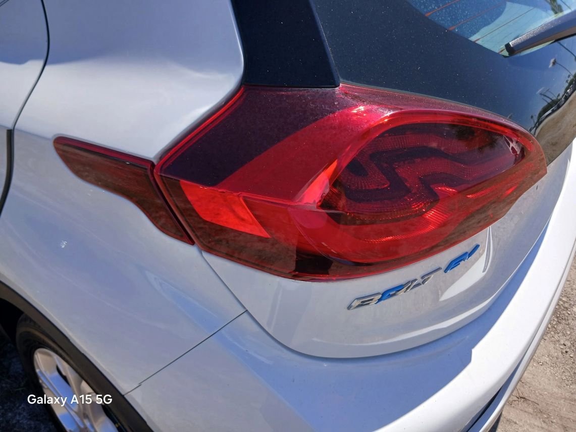 Used 2017 Chevrolet Bolt LT FWD image 14