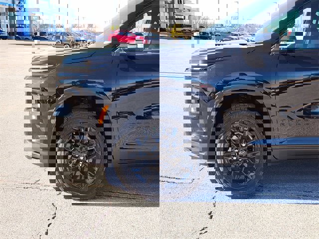 New 2026 Chevrolet Traverse LT w/ Midnight/Sport Edition image 8