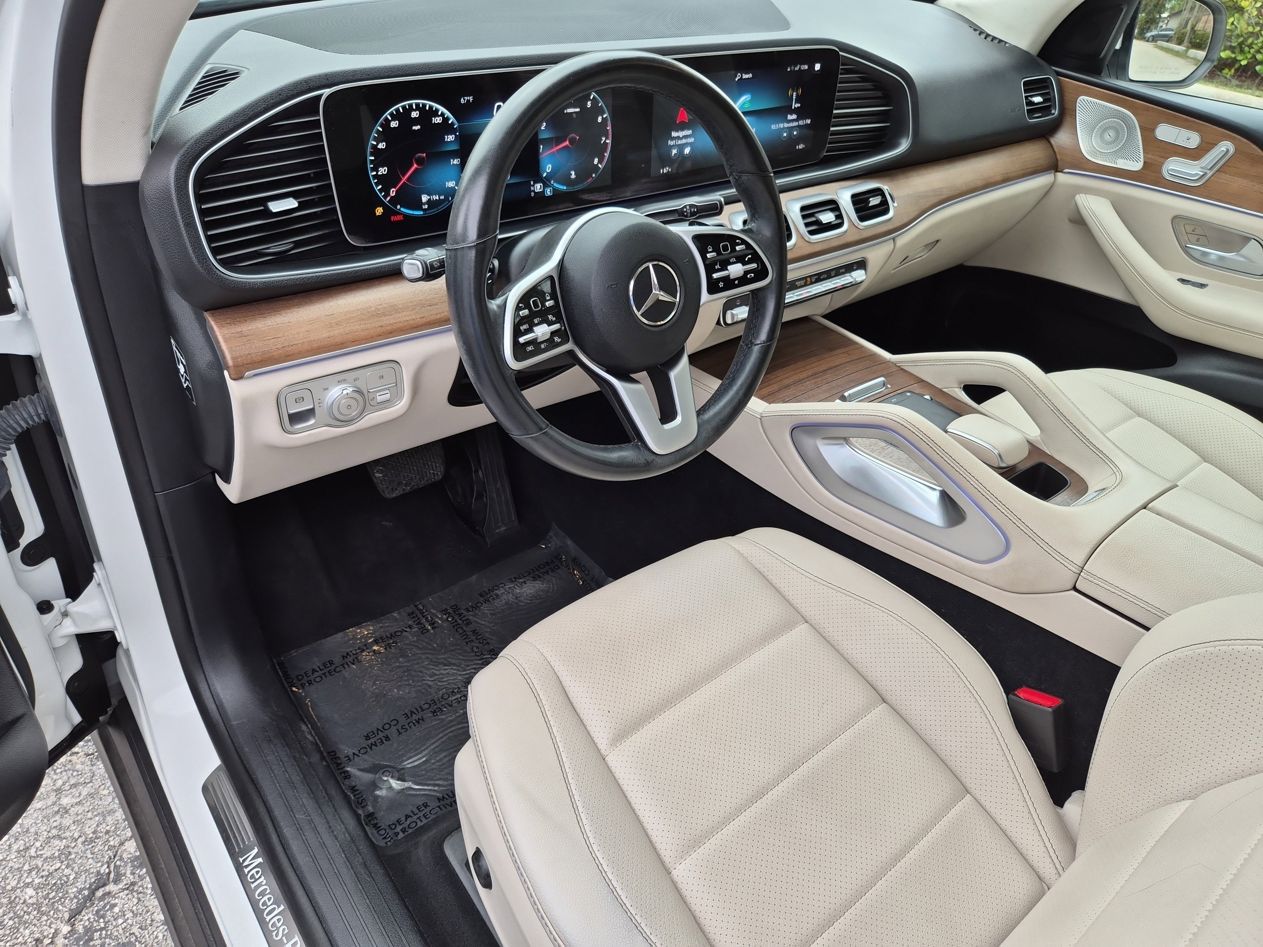 Used 2022 Mercedes-Benz GLE 350 w/ Premium Package image 19