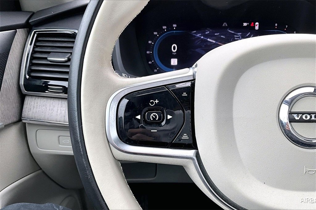 Used 2024 Volvo XC90 B5 Plus w/ Protection Package image 11