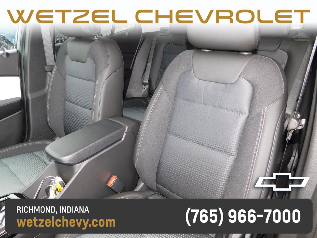 New 2026 Chevrolet Trax LT w/ Midnight Edition FWD image 14