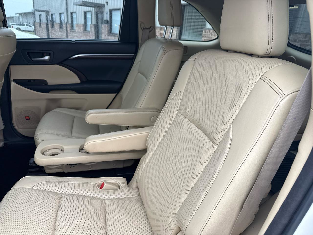 Used 2014 Toyota Highlander Limited Platinum AWD/4WD image 43