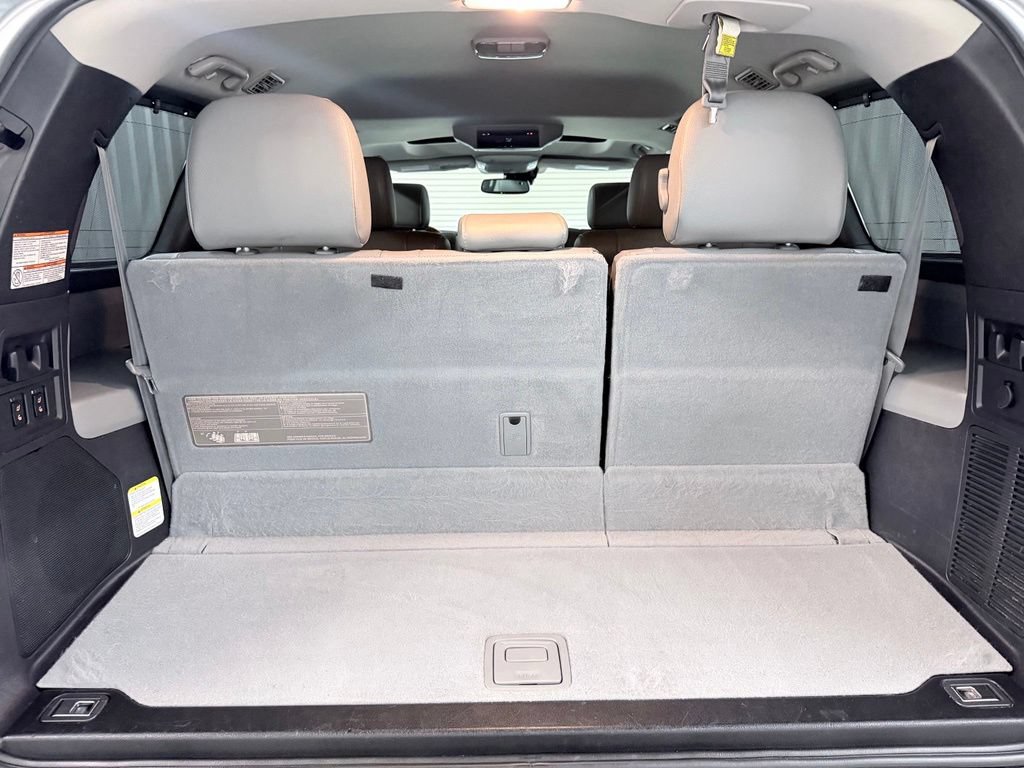 Used 2018 Toyota Sequoia Platinum AWD/4WD image 36