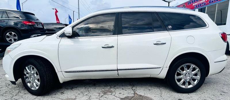 Used 2014 Buick Enclave Leather w/ Trailering Provision Package FWD image 2