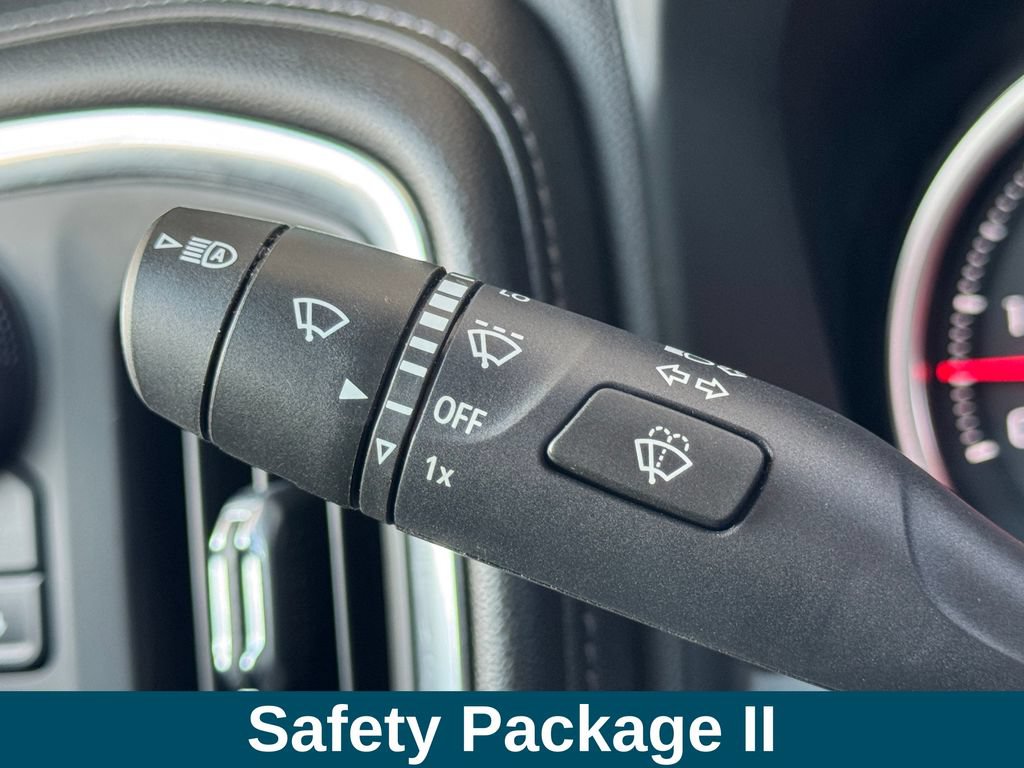Used 2022 Chevrolet Silverado 1500 High Country w/ LPO, Dark Essentials Package AWD/4WD image 11