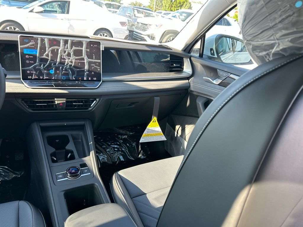 New 2026 Volkswagen Tiguan SE FWD image 11