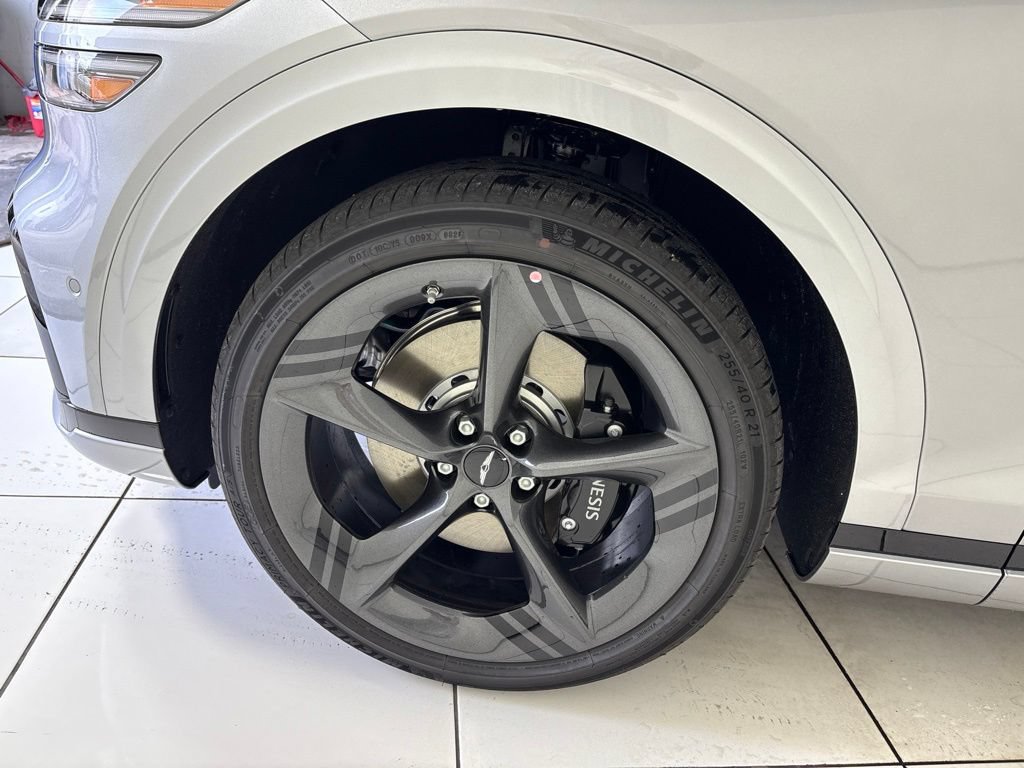 New 2027 Genesis GV70 2.5T Sport Prestige AWD/4WD image 9