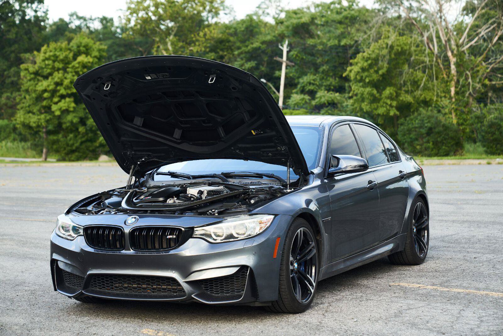 Used 2017 BMW M3 RWD image 49