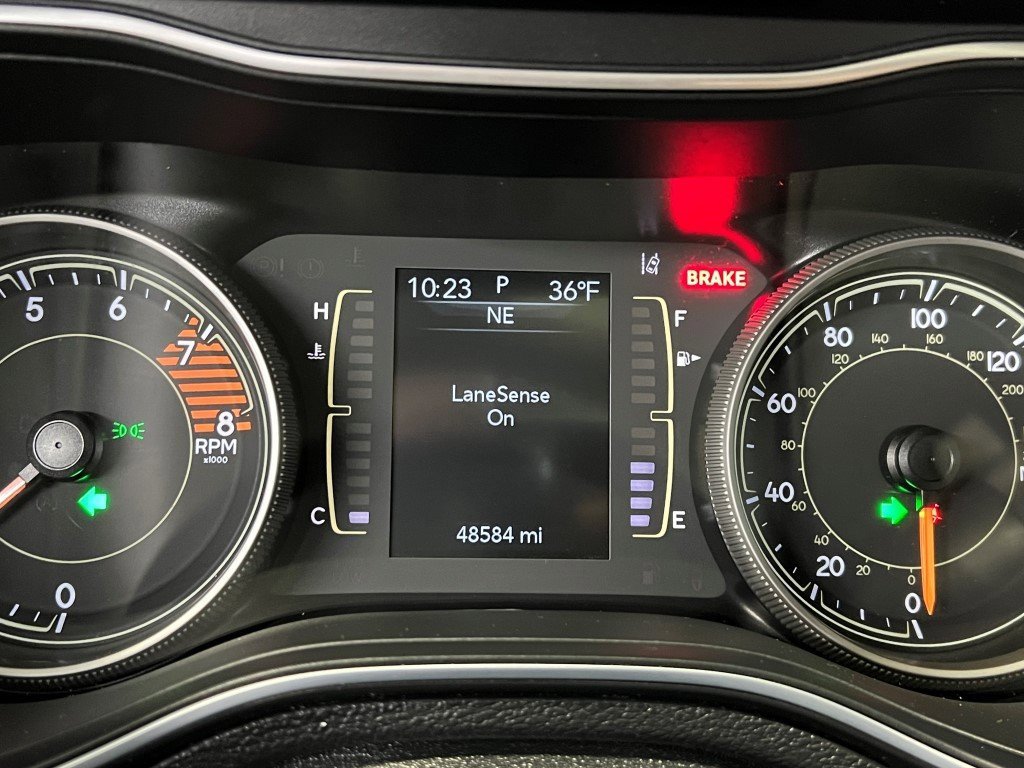 Used 2022 Jeep Cherokee Latitude w/ Sun & Sound Group image 31