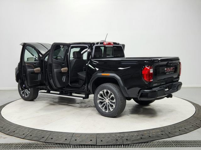 New 2026 GMC Canyon Denali image 13