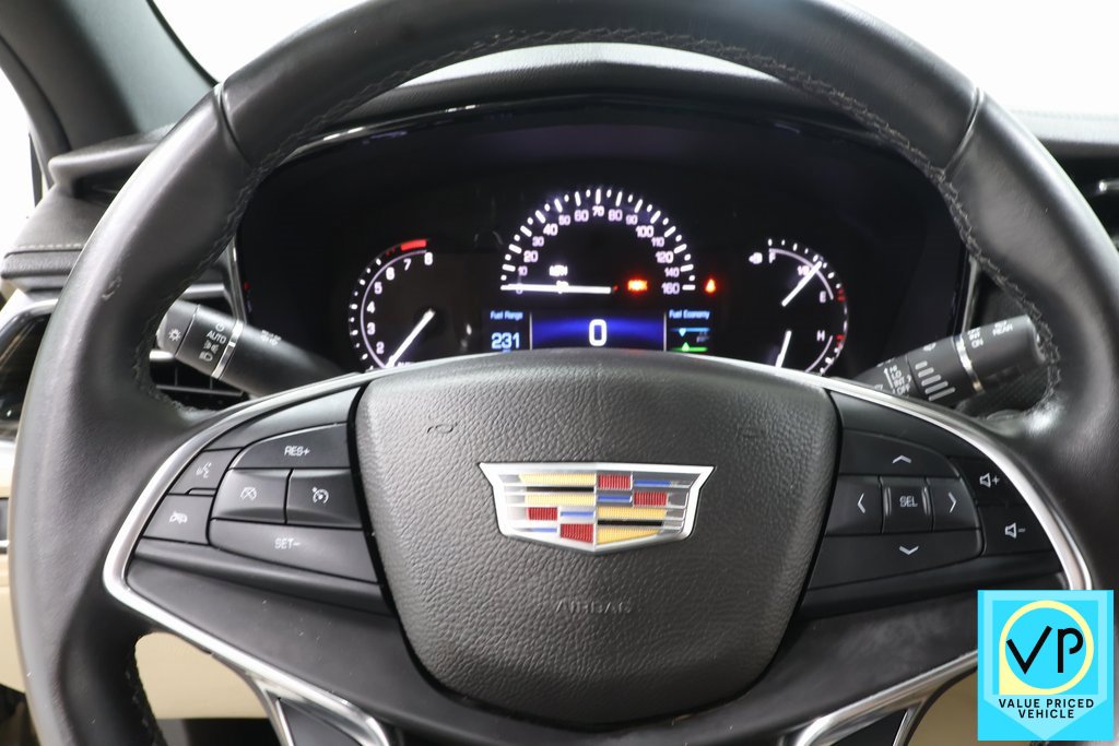Used 2017 Cadillac XT5 FWD image 10