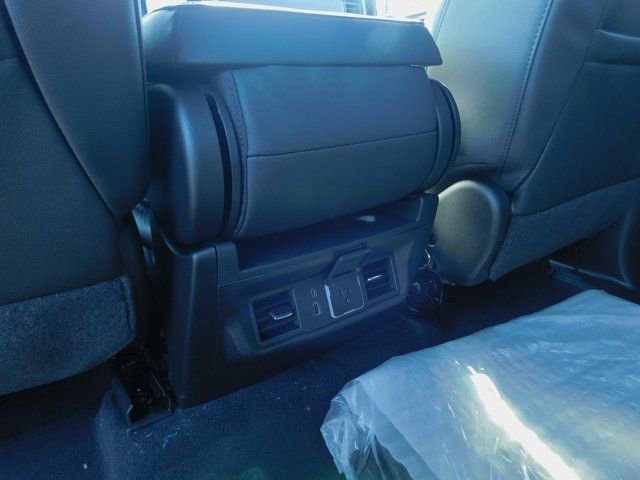 New 2026 Chevrolet Silverado 1500 LT w/ All Star Edition Plus image 21