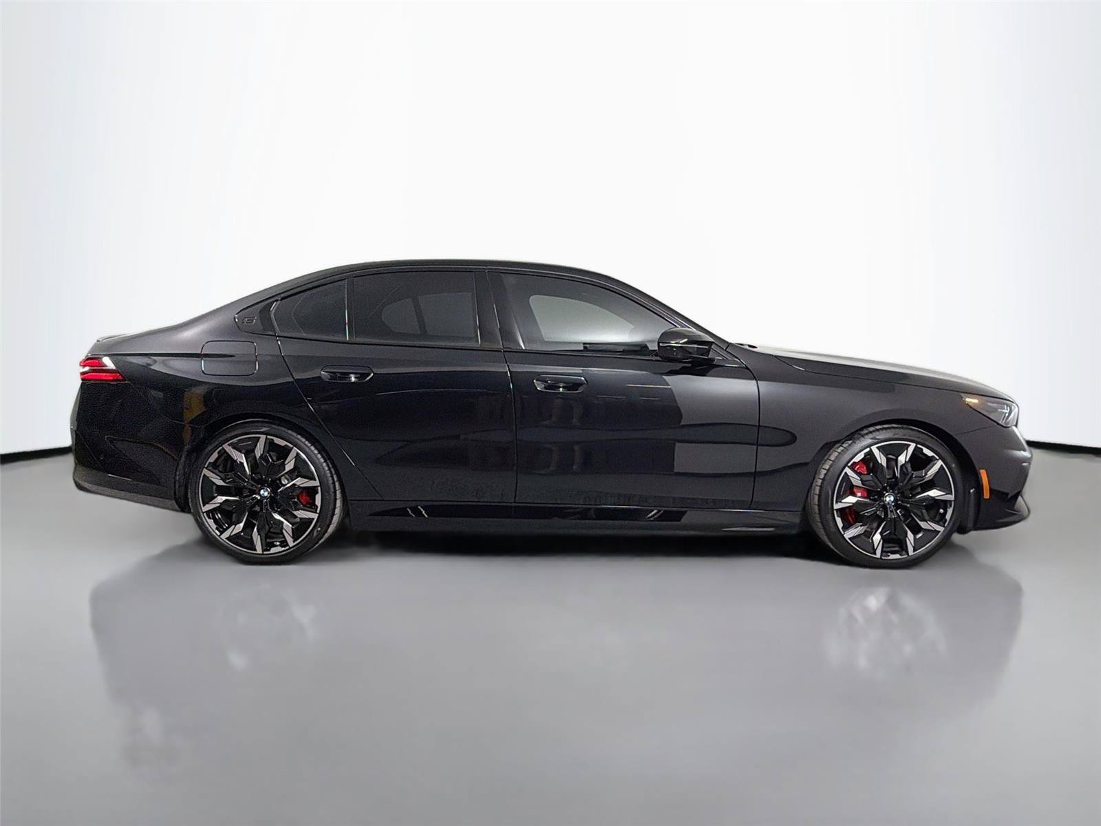 New 2026 BMW i5 M60 AWD/4WD image 4