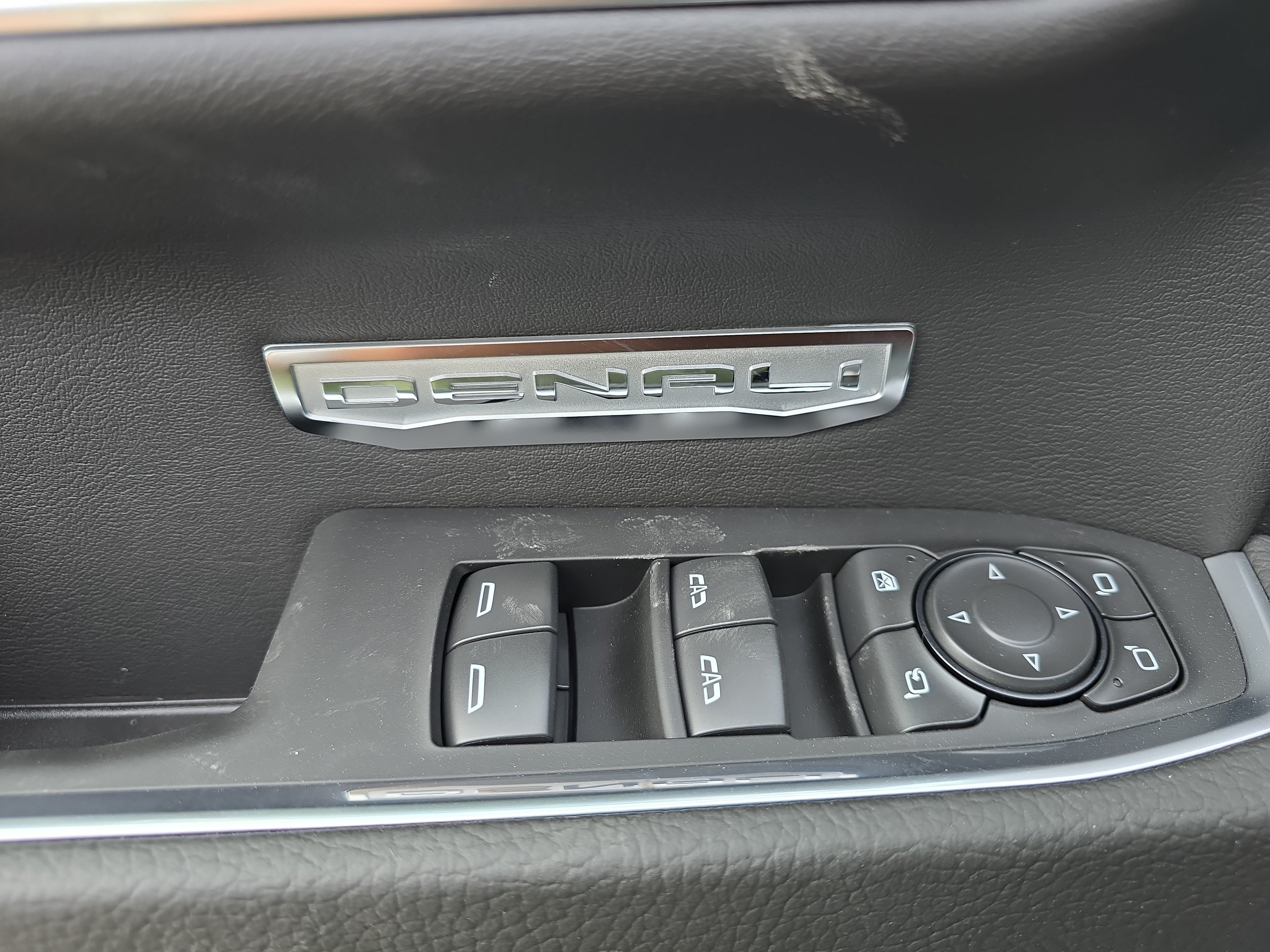 New 2026 GMC Sierra 1500 Denali w/ Technology Package AWD/4WD image 17